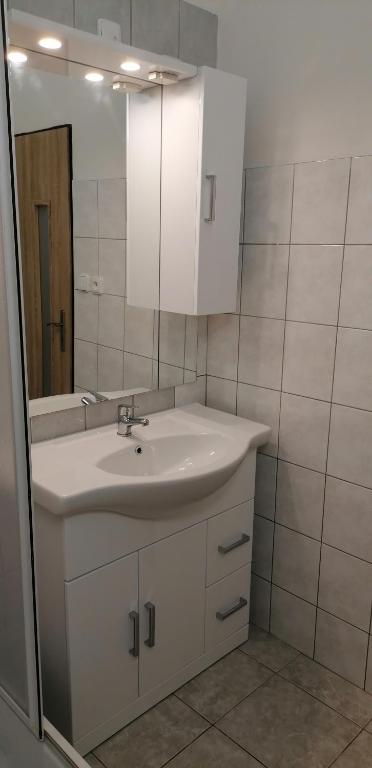 Booking Tržní room 5